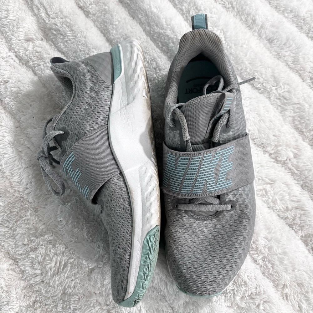 Nike renew gray and teal shoes - Picture 2 of 3